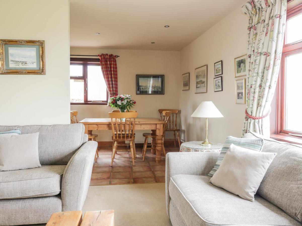 Courtyard Cottage Duns Exterior foto